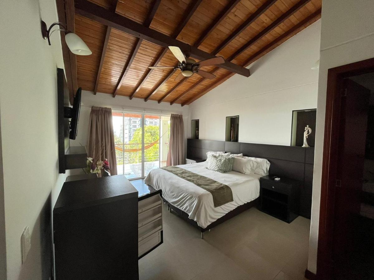 Serenity Suites Casa Boutique 布卡拉曼加 外观 照片