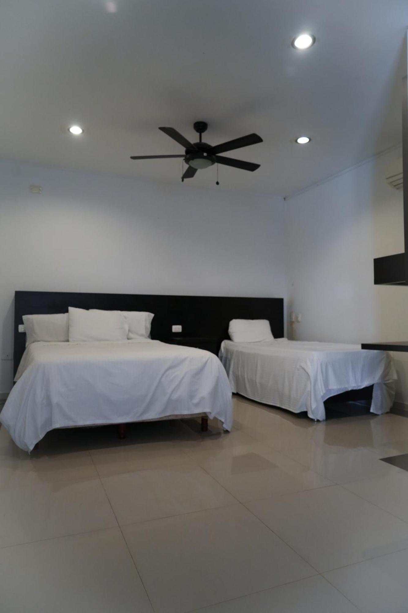 Serenity Suites Casa Boutique 布卡拉曼加 外观 照片