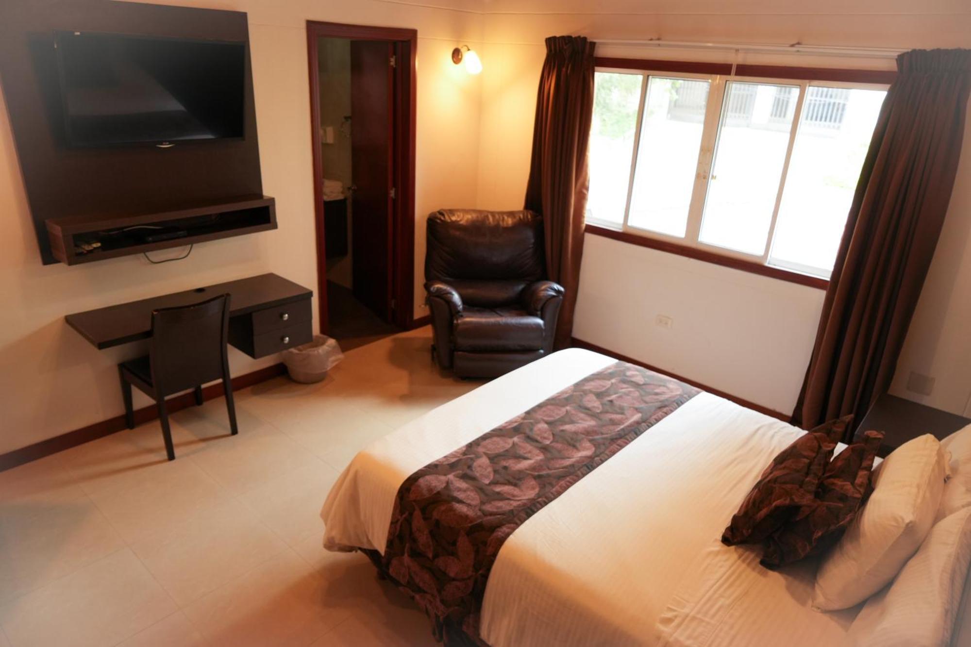 Serenity Suites Casa Boutique 布卡拉曼加 外观 照片