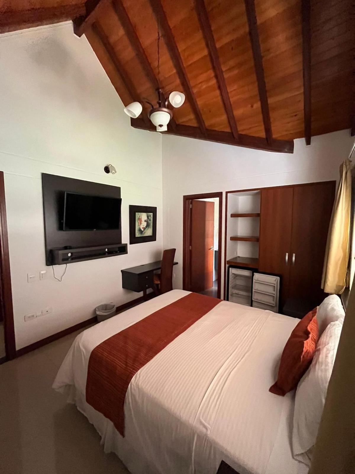 Serenity Suites Casa Boutique 布卡拉曼加 外观 照片