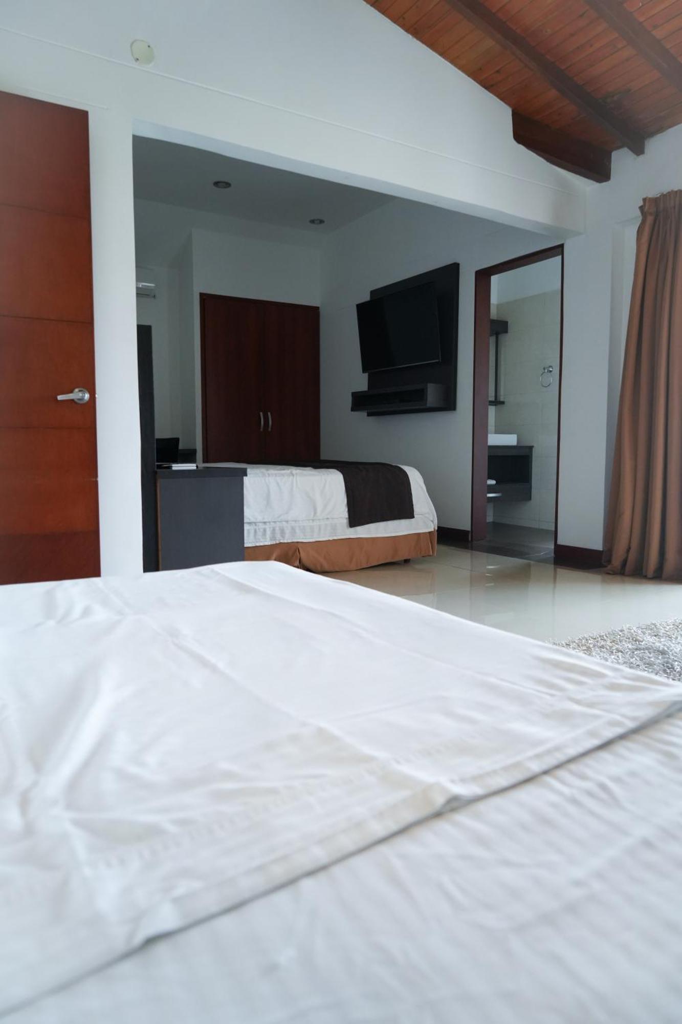Serenity Suites Casa Boutique 布卡拉曼加 外观 照片
