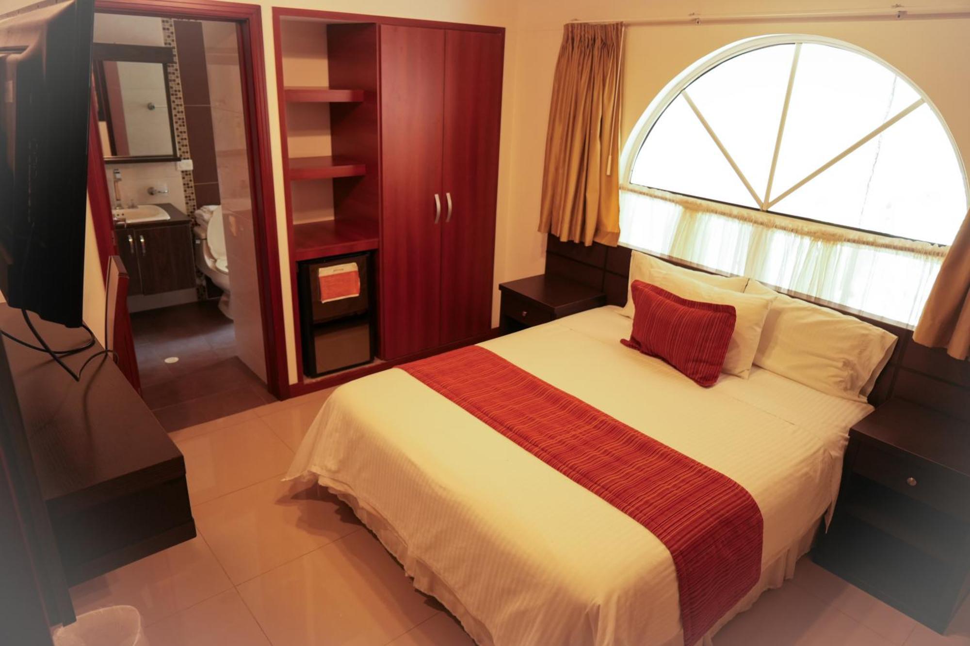 Serenity Suites Casa Boutique 布卡拉曼加 外观 照片